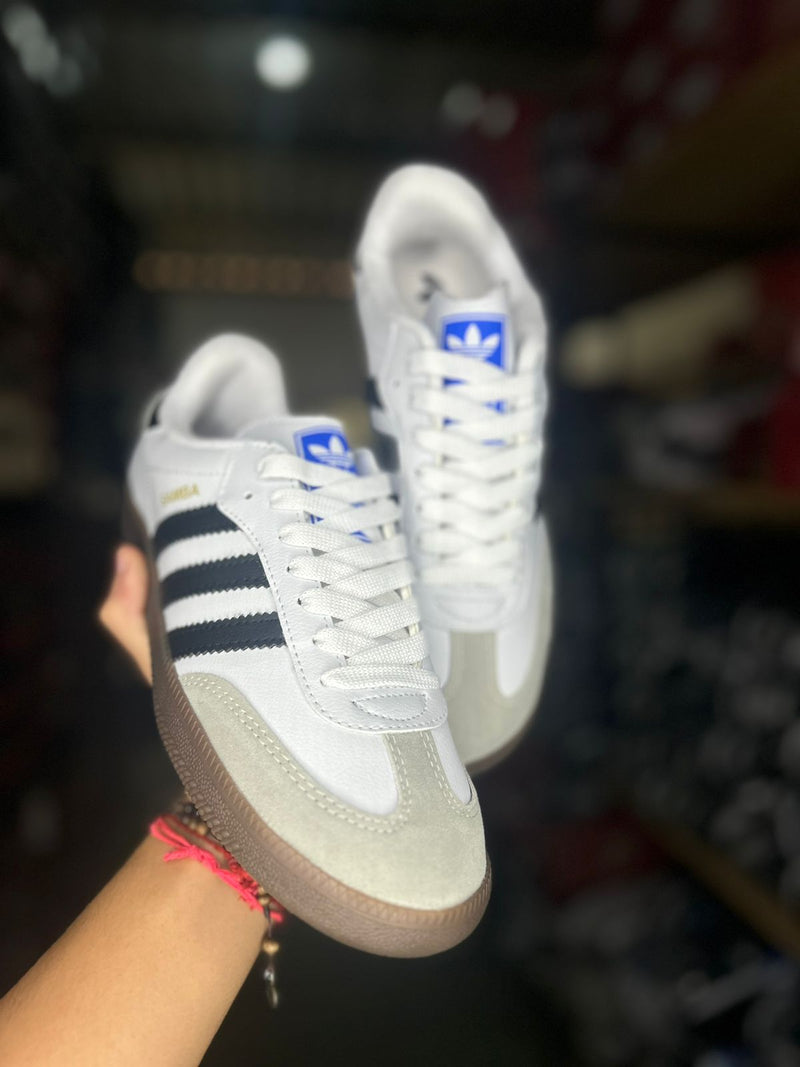 Tênis Adidas Sampa