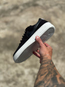 TÊNIS NIKE AIR FORCE BLACK/WHITE