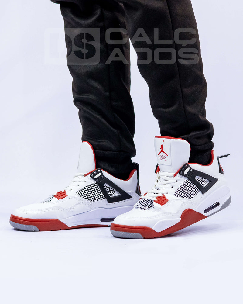 Air Jordan 4 Retro