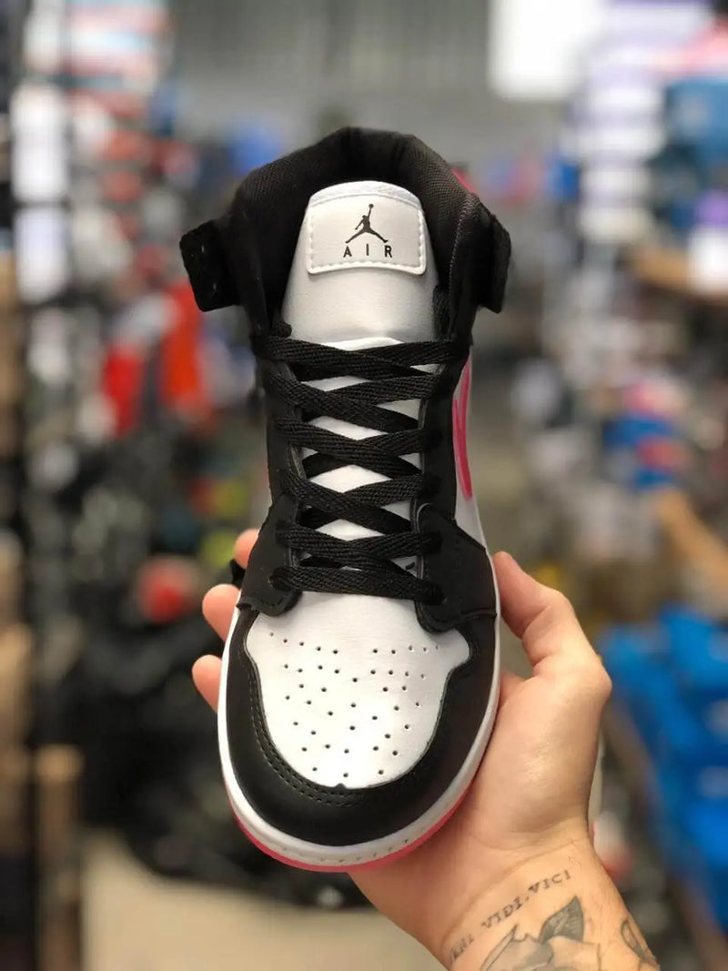 Tênis Air Jordan 1 Preto Rosa