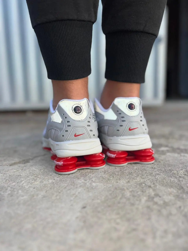 Tênis Shox R4 Supreme Refletivo Calçados Store Raga