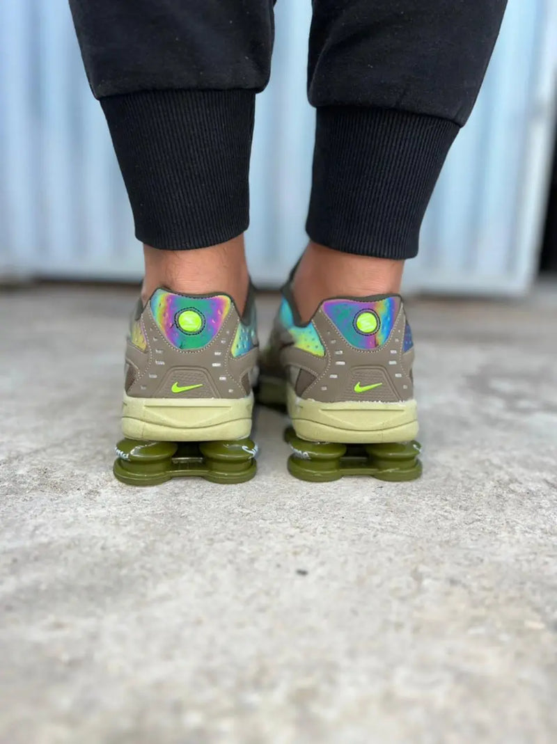 Tênis Shox R4 Supreme Refletivo Calçados Store Raga