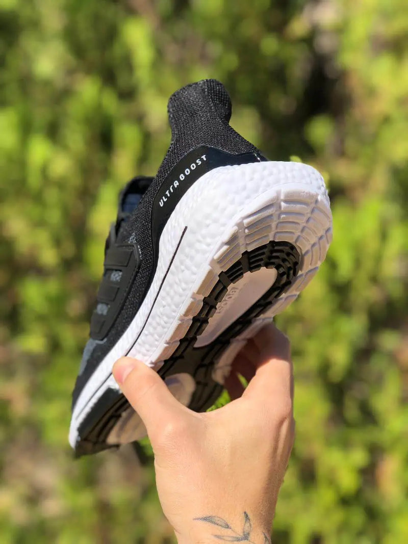 Tênis Ultra Boost Calçados Store Raga