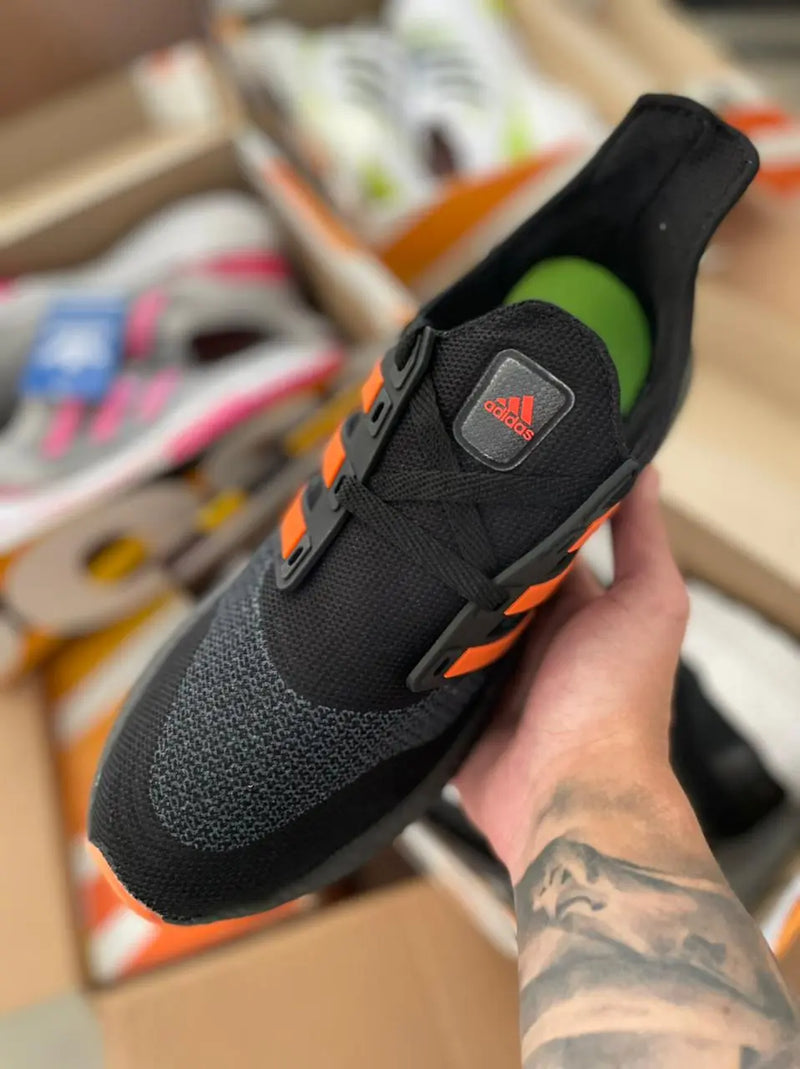 Tênis Ultra Boost Calçados Store Raga