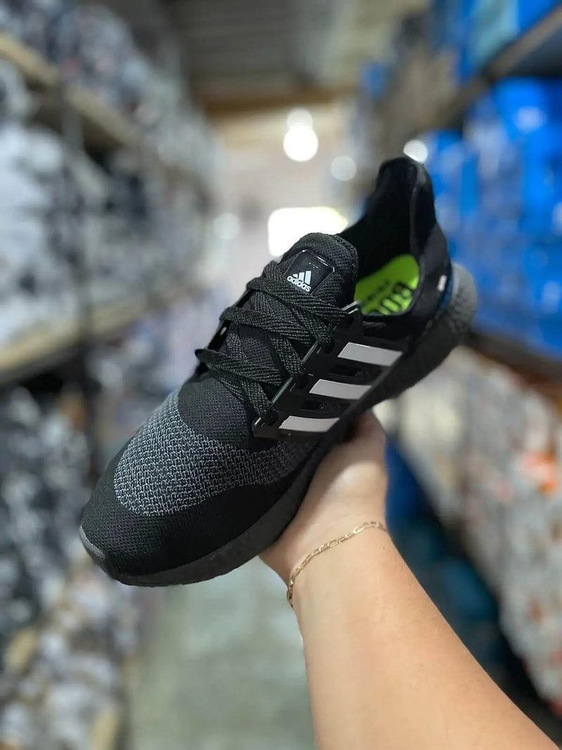 Tênis Ultra Boost Calçados Store Raga