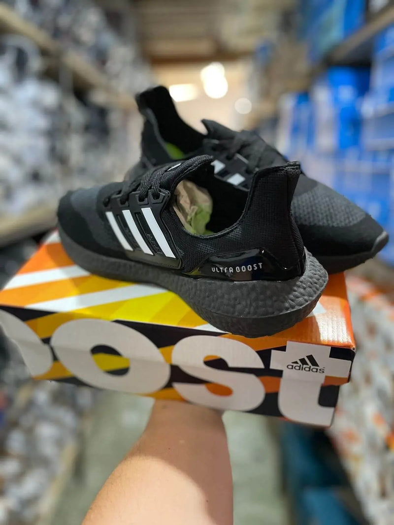 Tênis Ultra Boost Calçados Store Raga