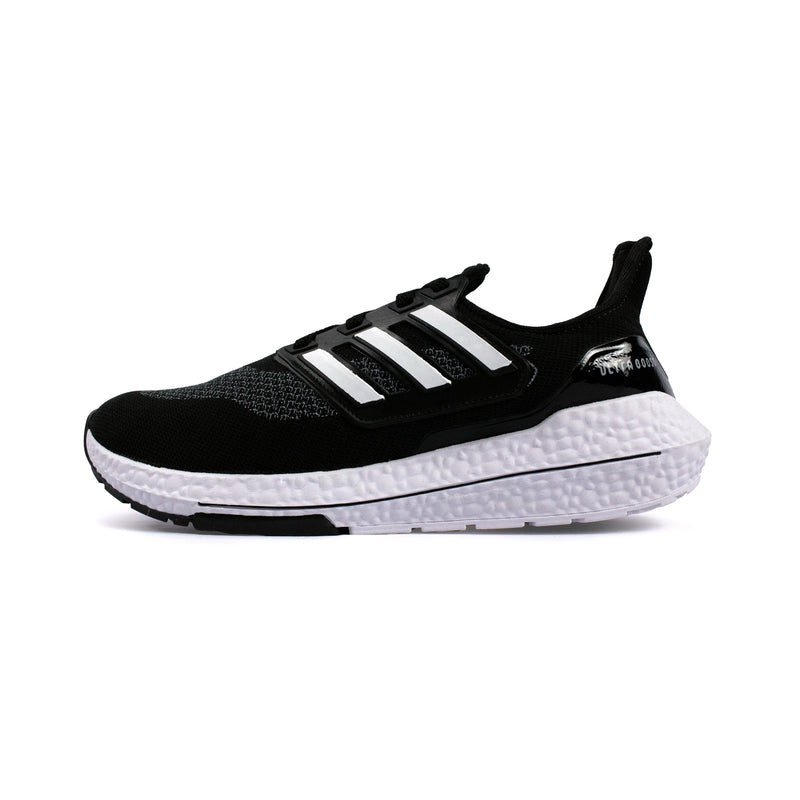 Ultra Boost Preto + Ultra Boost Branco - Masculino